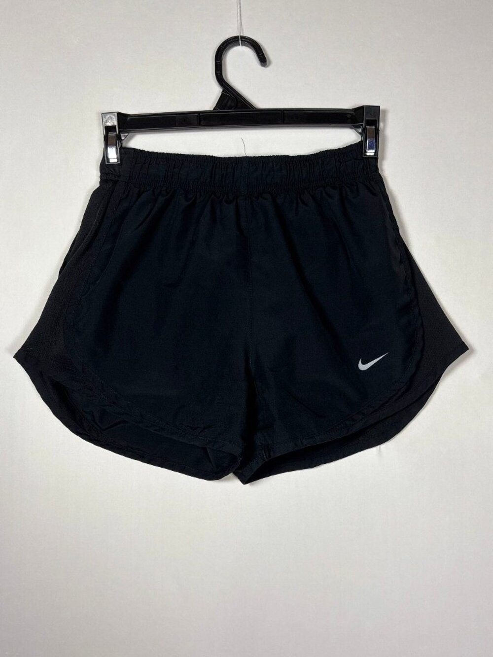 Nike Tempo Black on Black Dri FIT Lined Athletic Shorts Womens Size XS